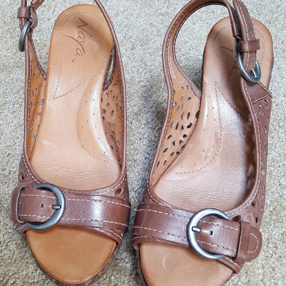 womens platform leather sandals